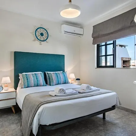 Penthouse Marinheiro Apartment *